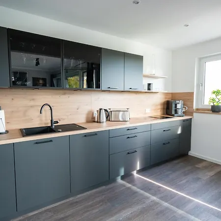 Апартаменты Cozy Dream Mit Terrasse Und Parkplatz - 90m²