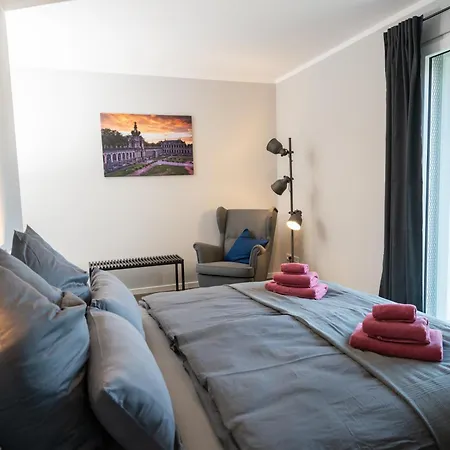 Cozy Dream Mit Terrasse Und Parkplatz - 90m² Apartmán *